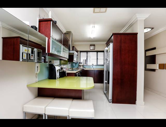 3 BEDROOM SECTIONAL TITLE FOR SALE IN ATHLONE